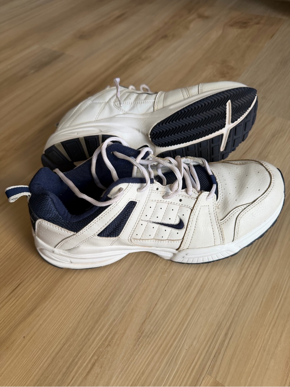 VTG 2005 Nike Air Monarch III Y2K size 12